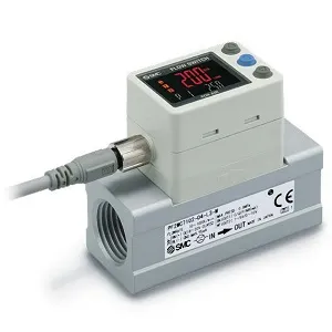 SMC PF2MC7102-04-L4-R PF2MC7 系列 3色显示 3画面 对应IO-Link数字式流量开关