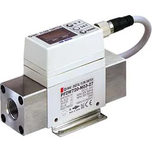 SMC PF2W720-F04-67-M PF2W 系列 水用 数字式流量开关 显示一体型